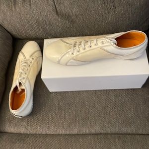 Etro sneakers 44 size made in Italy beautiful condition no tags no box